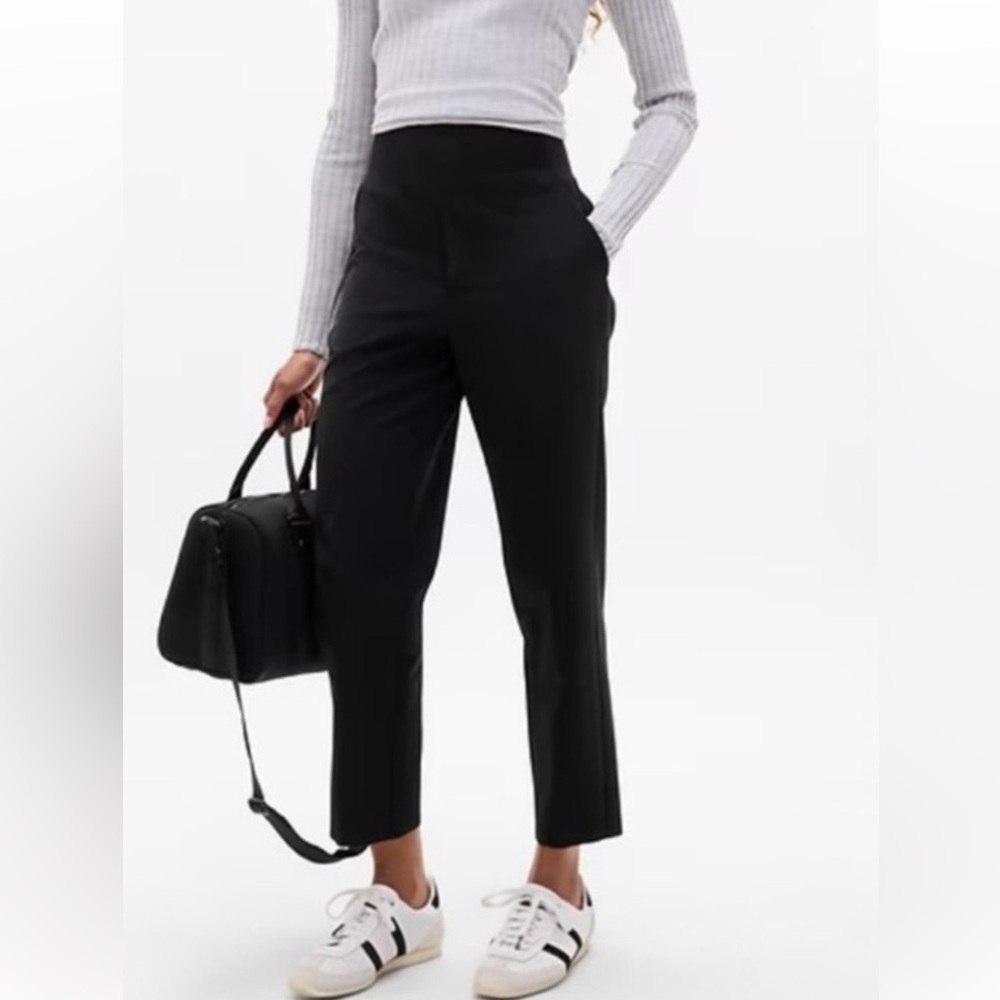Athleta Endless High Rise Pant. Size 6. Like new